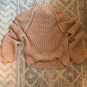 Knitted long sleeve sweater